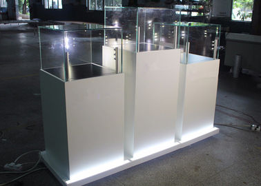 Muestra de joyería de vidrio de madera moderna / estuche de pantalla de pedestal