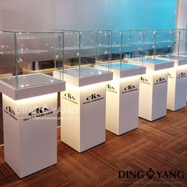 Salón de exposiciones 500X400X1600MM Retail Display Cabinets de vidrio