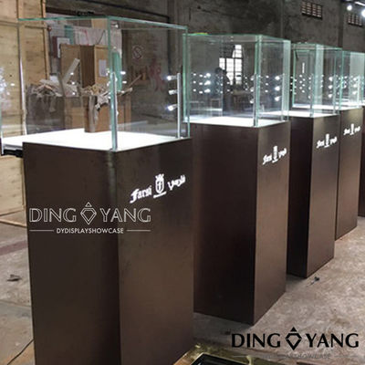 China Fabricantes Venta al por mayor de joyas de pedestal,Ventajas de pedestal estándar